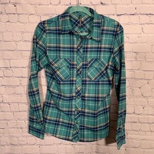 Kuhl Womens Plaid Flannel Button Down Blue Size M Casual Outdoor Hiking Western